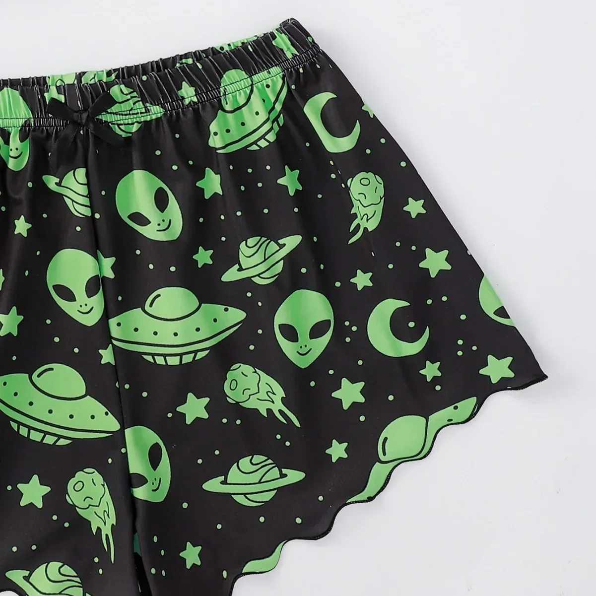 Sexy Alien Print Sling Sleepwear Women\'s Pajamas Set V-Neck Pyjamas Female Homewear Sleeveless Cute  Top And Shorts