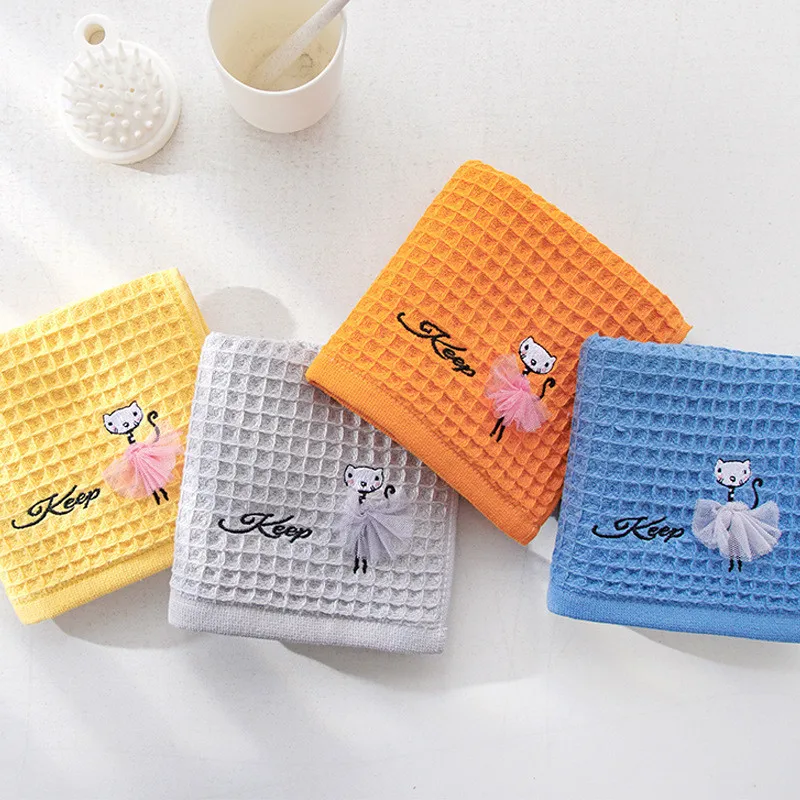 1Pc 30x30cm Waffle Honeycomb Cotton Cartoon Cat Embroidered Home Bathroom Children Square Face Towel