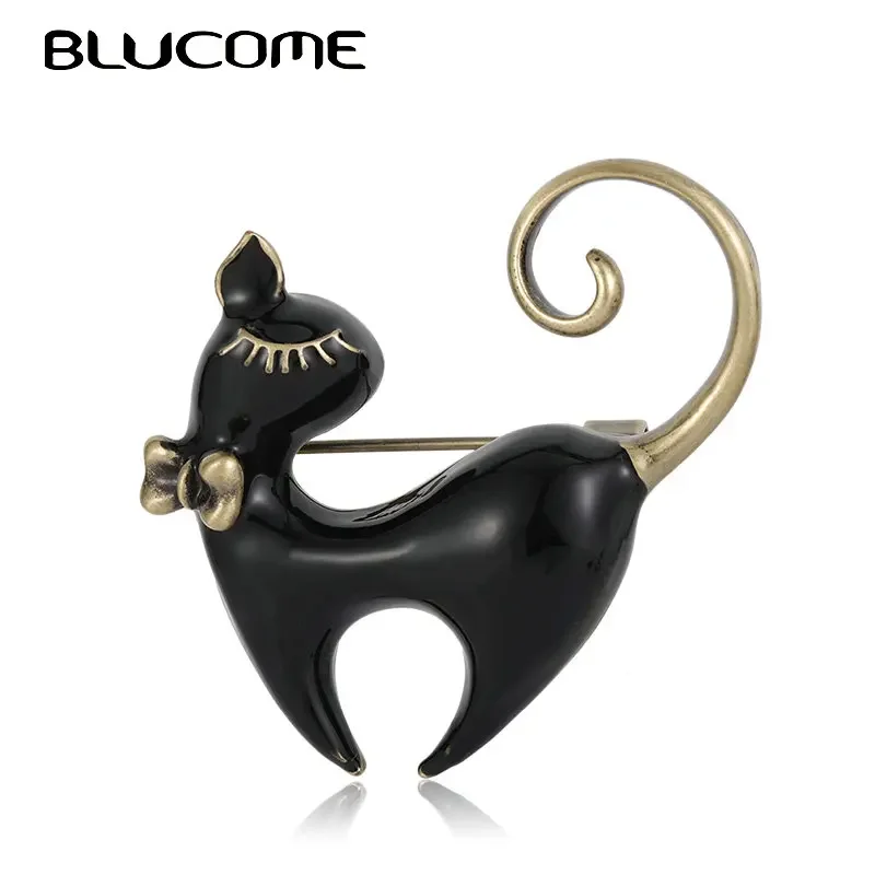 Blucome Retro Enamel Black White Cat Shape Brooches Gifts Gold Color Alloy Bownot Animal Brooch Lapel Pins Bag Hat Accessories