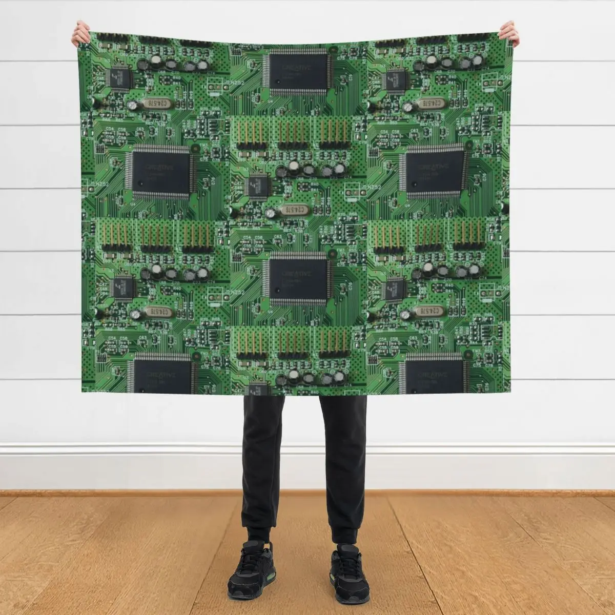 

Circuit Board (old) Throw Blanket Soft Beds Luxury Quilt Blankets