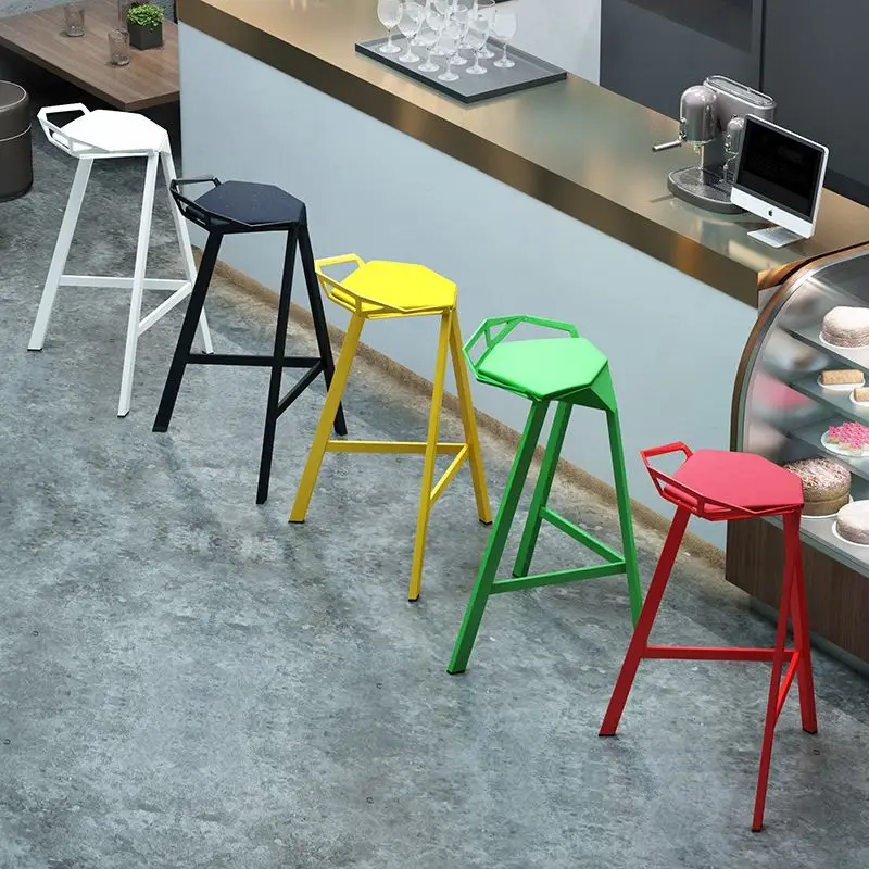 

Modern Wrought Iron High Bar Stool Chair Factory Wholesale for Home Bar Hotels Dining Outdoor Basement Workshop Use