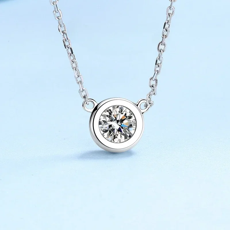 

Quality Diamond Pendant Gift PT950 Platinum Wedding Jewelry Round 0.5/1ct VVS Moissanite Necklace for Women Daily Wear Versatile