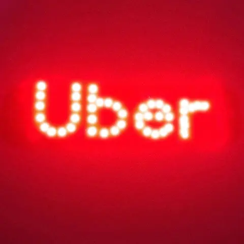 Ljusskylt för bil, ljusdekal för vindruta med sugkoppar, taxiskyltlampa, hyttindikatorlampa, cigarett/USB 10 best sales Uber LED-skylt för bil - №5