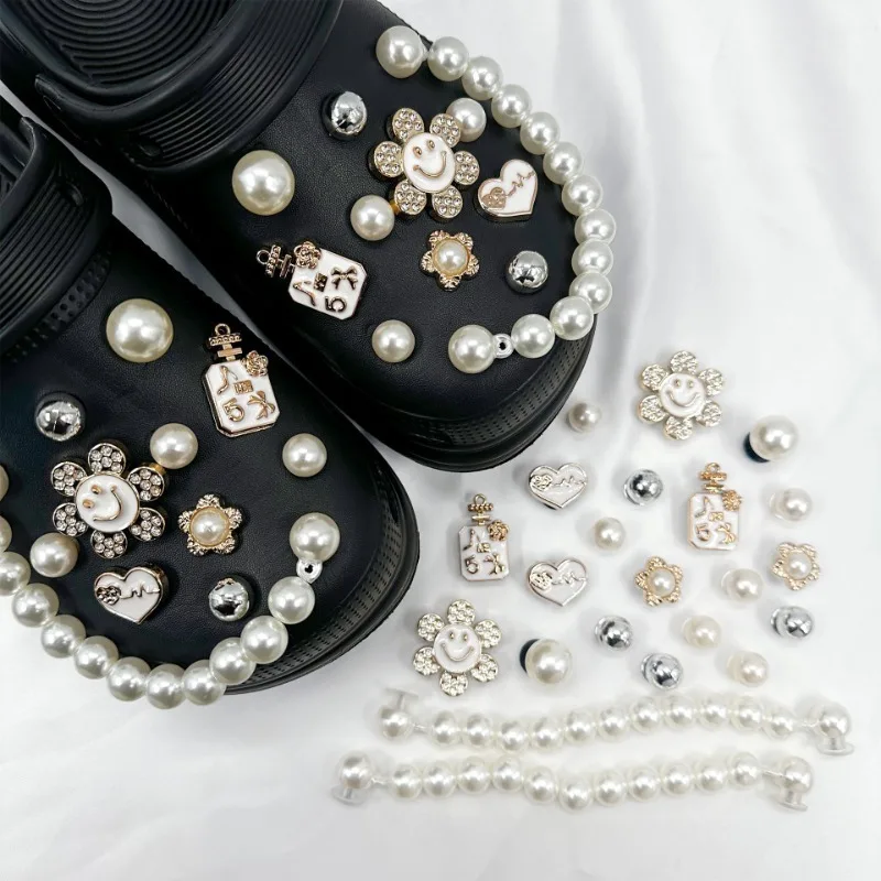 22PCS Fashion Shoe Charms Set Accessories Hole Shoe Buckle For Clogs Diamond Pearl Chain DIY 3D Shoes Decorations