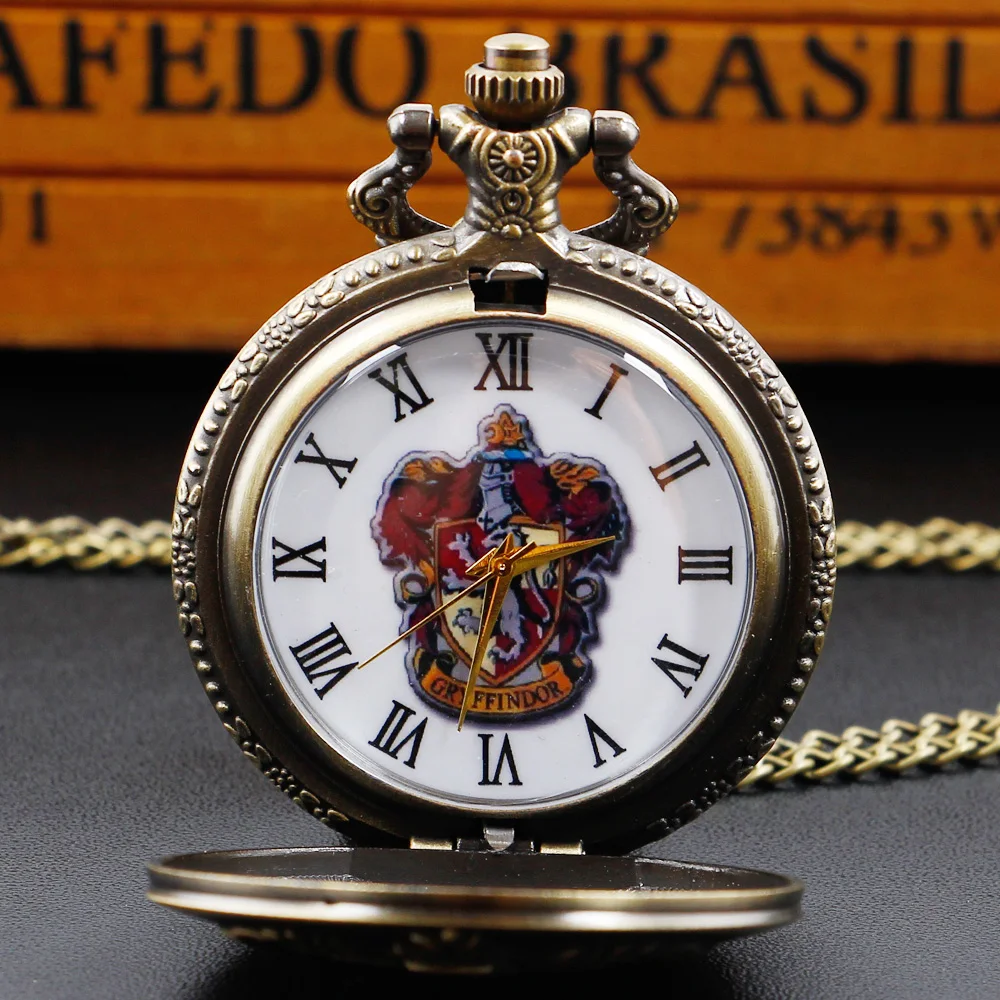 Quartz Pocket Watch Famous Movie Theme Design Vintage Pendant Clock Nostalgic Portable Chain Watches Gift for Men Kids