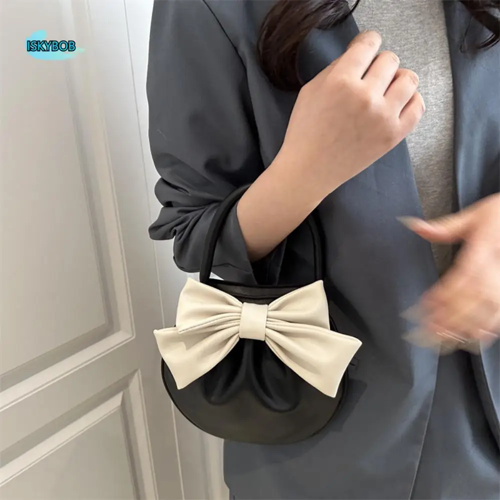 

Fashion PU Leather White Bowknot Bag Sweet Elegant Vintage Handbag Small Korean Style Pleated Commuting Bag Woman Girls