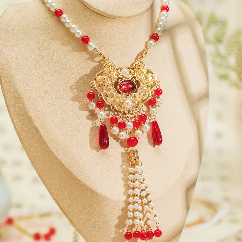 Chinese Necklace Ming Dynasty Han Costume Decoration Pearl Red Crystal Pendant Vintage Wedding Bridal Neckalces Jewelry Gifts