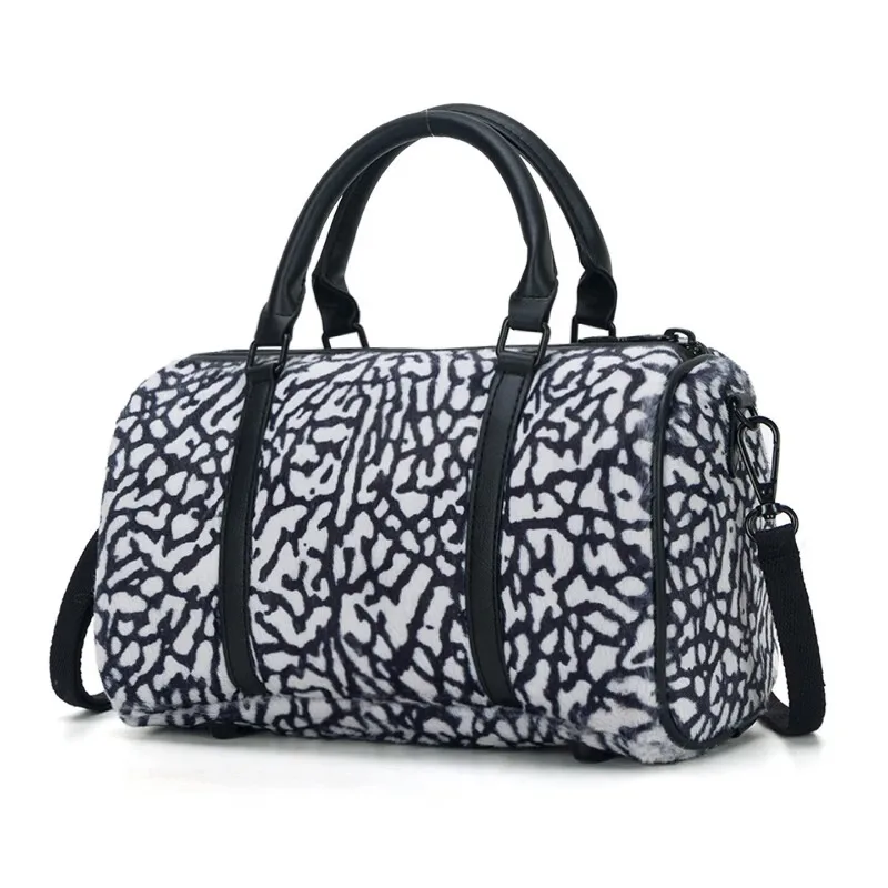 Nike Messenger Bag Men's Bag Women's Bag, Winter New Sports Bag Outdoor Travel Bag Large-capacity Shoulder Bag JD2543015AD-001
