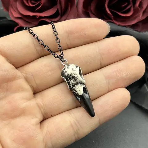 Mini Raven Skull Necklace Resin Replica Raven Magpie Crow Poe Steampunk Gift Idea Zombie Gift,1.5"