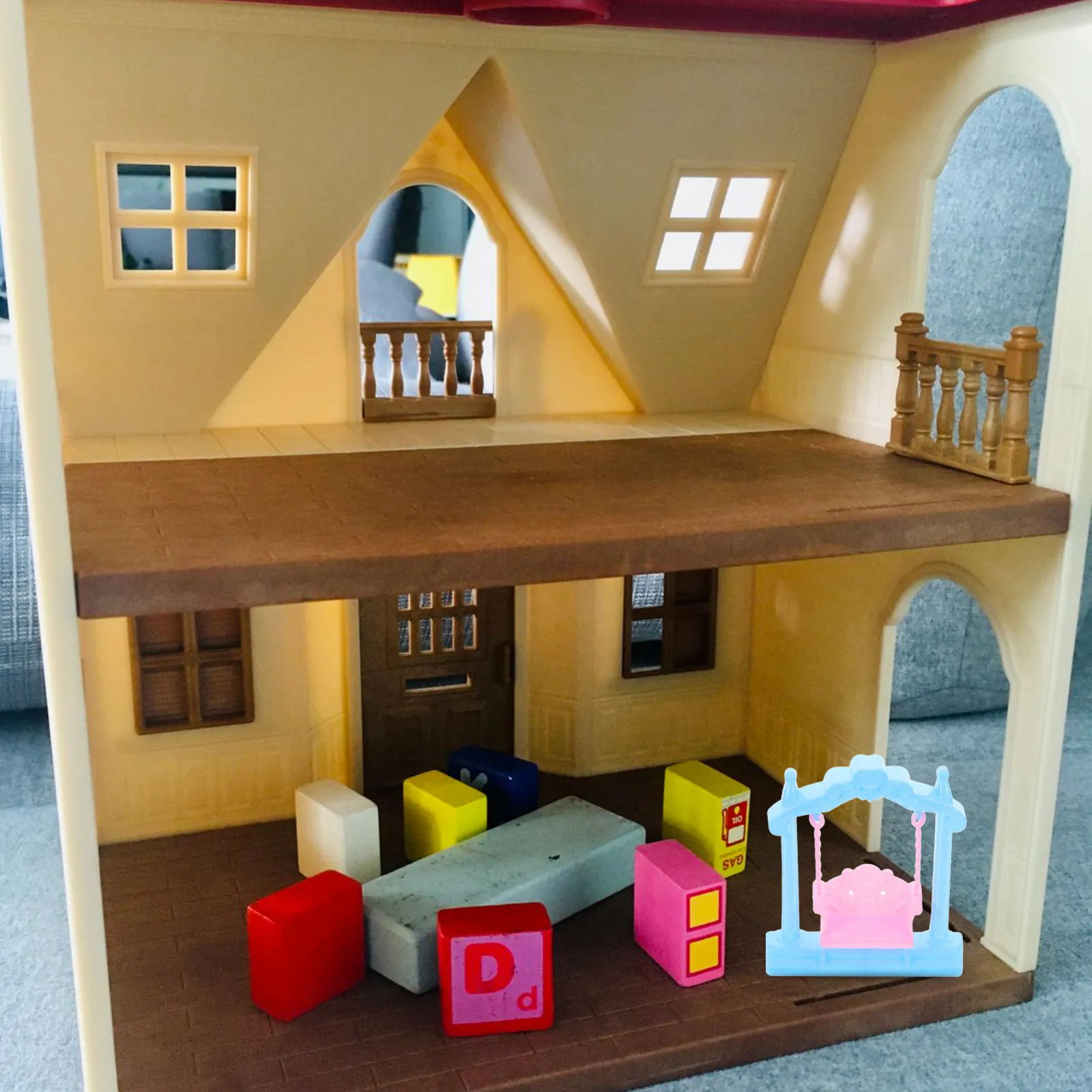 

10Pcs Mini Princess Girl Dollhouse Swing Set Whimsical Garden Swing Decoration for Dollhouse Furniture Encourages Storytelling