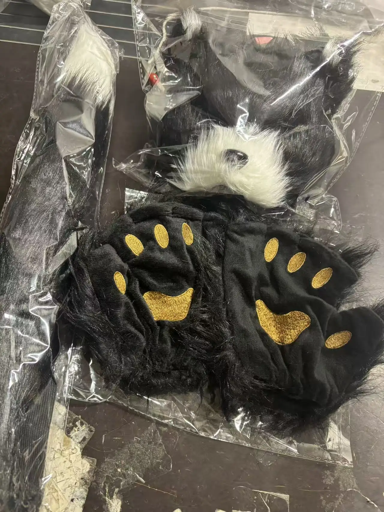 

Cat Cosplay Costume Foxes Mask+Tail +Gloves Set Halloween Costume Accessorie Wolf Therian Theme Party Dress Up Prop Accessories