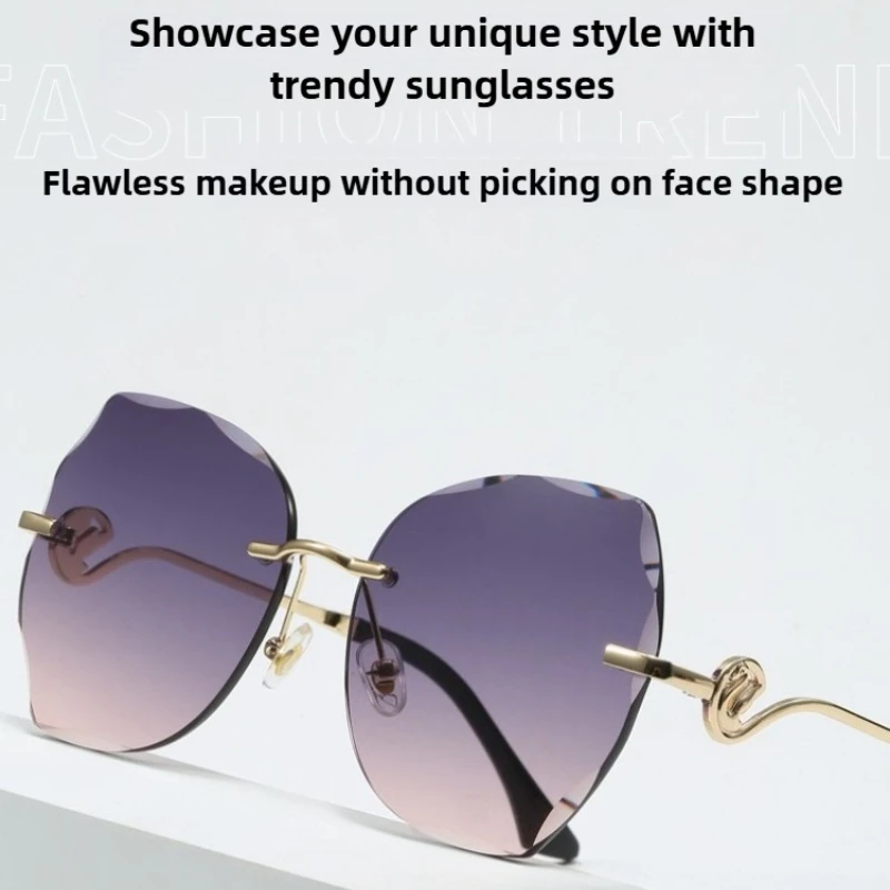 

​​Women's Fashion Polygon Frameless Cut Edge Sunglasses Trendy New Sun Glasses​​
