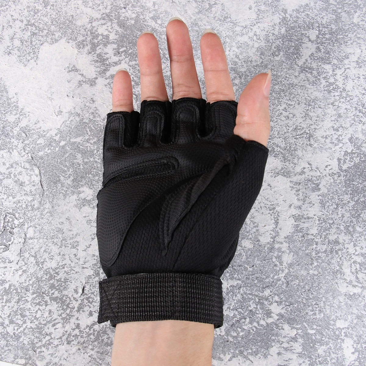 Guantes de ciclismo de medio dedo negro L a prueba de golpes transpirables antideslizantes guantes de bicicleta para hombres mujeres verano deportes al aire libre montar