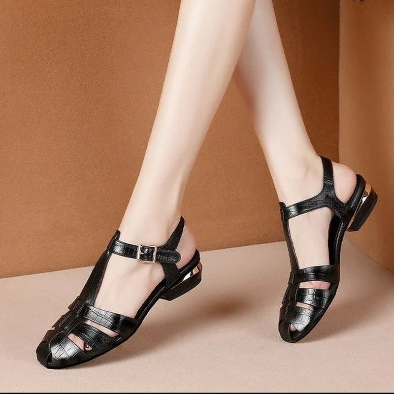 Leather Women Sandals 2022 Summer Shoes Casual Flats Ladies Cut-outs Black White Beach Shoe Designer Women's Shoes Buckle Strap