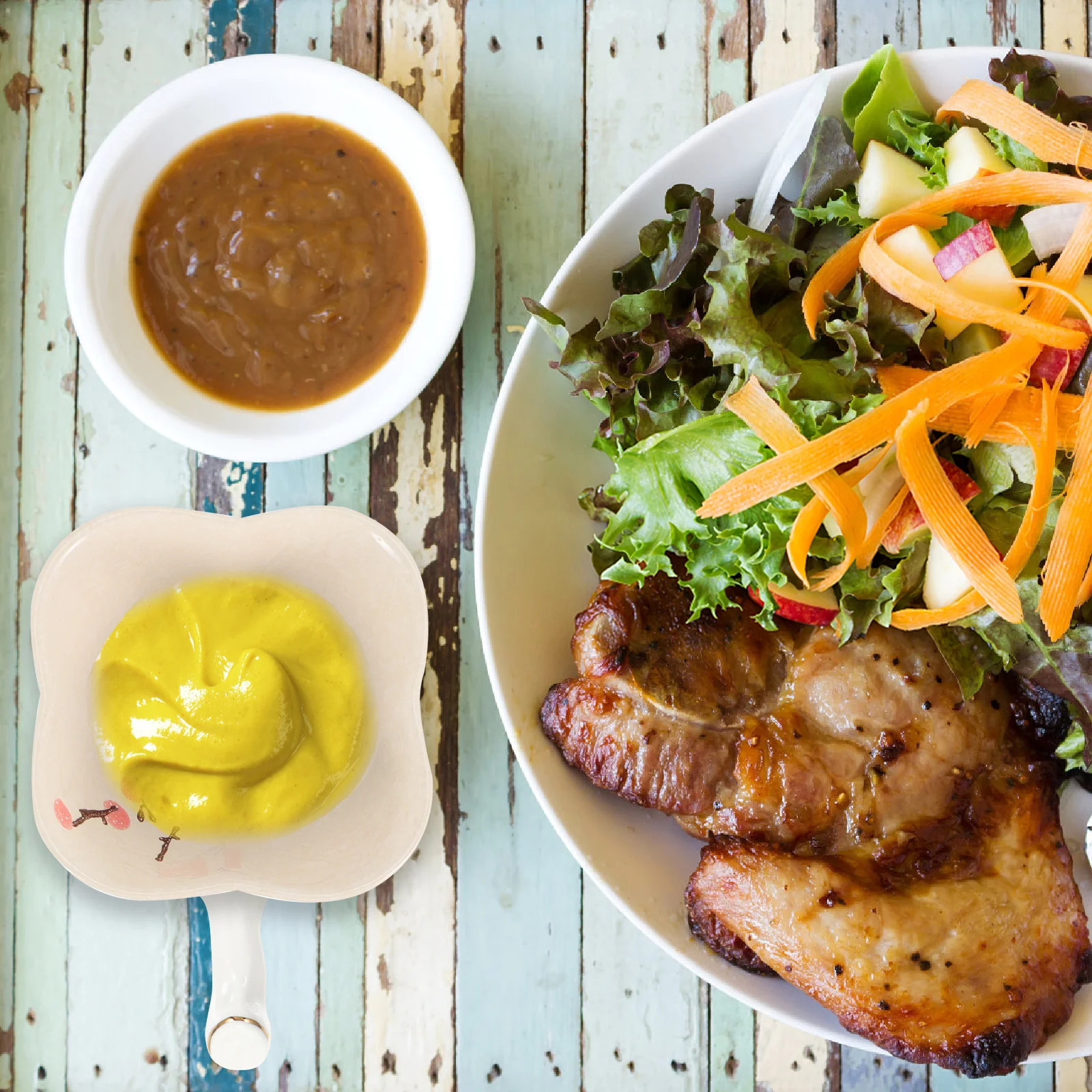 

4Pcs Ceramic Sauce Dishes Bright Colors Plum Blossom Design for Snacks Appetizers Spices Condiments Home Dining