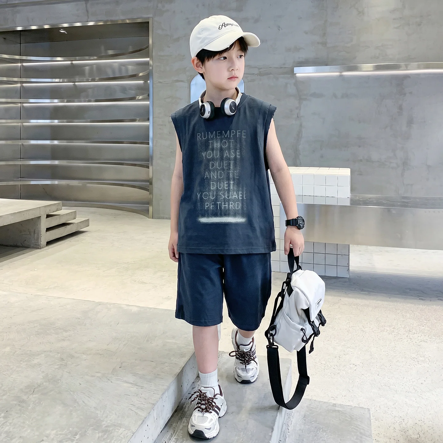 Boys Summer Outfit 2026 Fashionable New Letter Printed Sleeveless Tees Top + Elastic waist Shorts 2-Piece Set for Kids Clothing