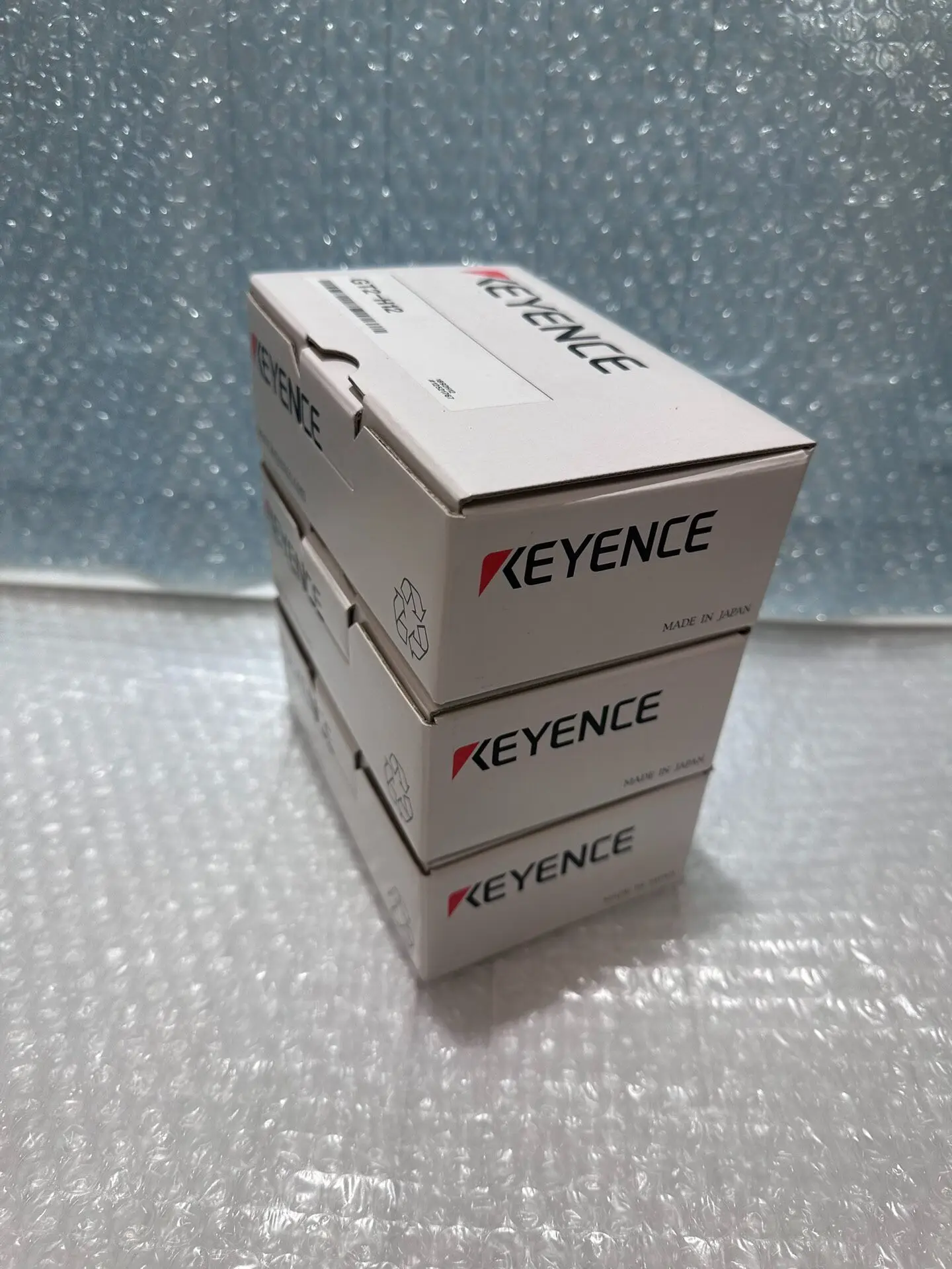 KEYENCE GT2-H12 new 25-year production of original imported sensors
