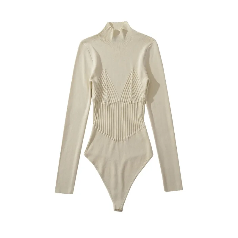 بدلة نسائية محبوكة بأكمام طويلة ورقبة عالية