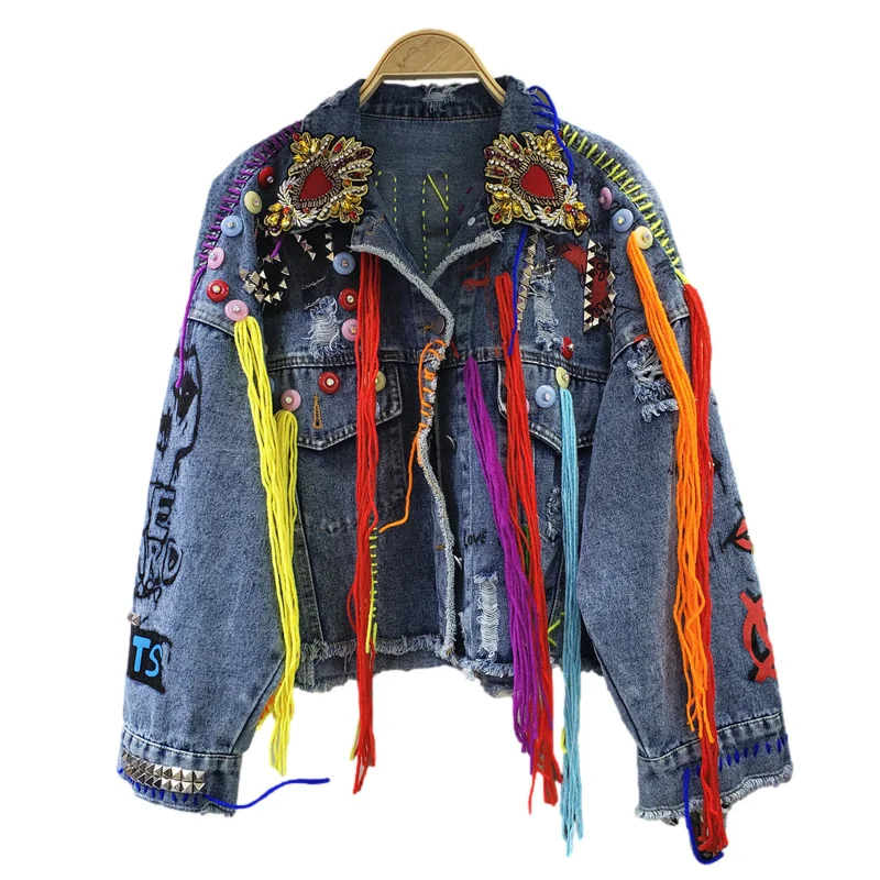 

Streetwear Fashion Rivet Letter Graffiti Denim Jacket Women Loose Short Cowboy Outwear Holes Big Pocket Denim Jacket Coat Female