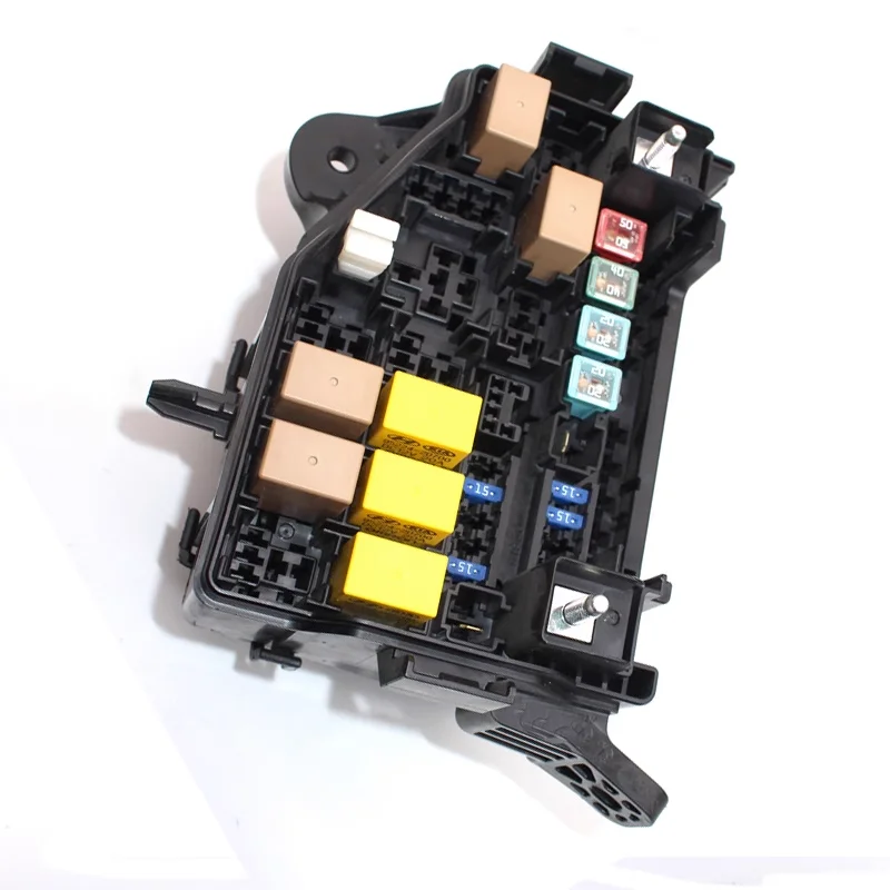 For Old Hyundai VERNA Automotive Engine Fuse Relay Box Upper Cover 1pcs