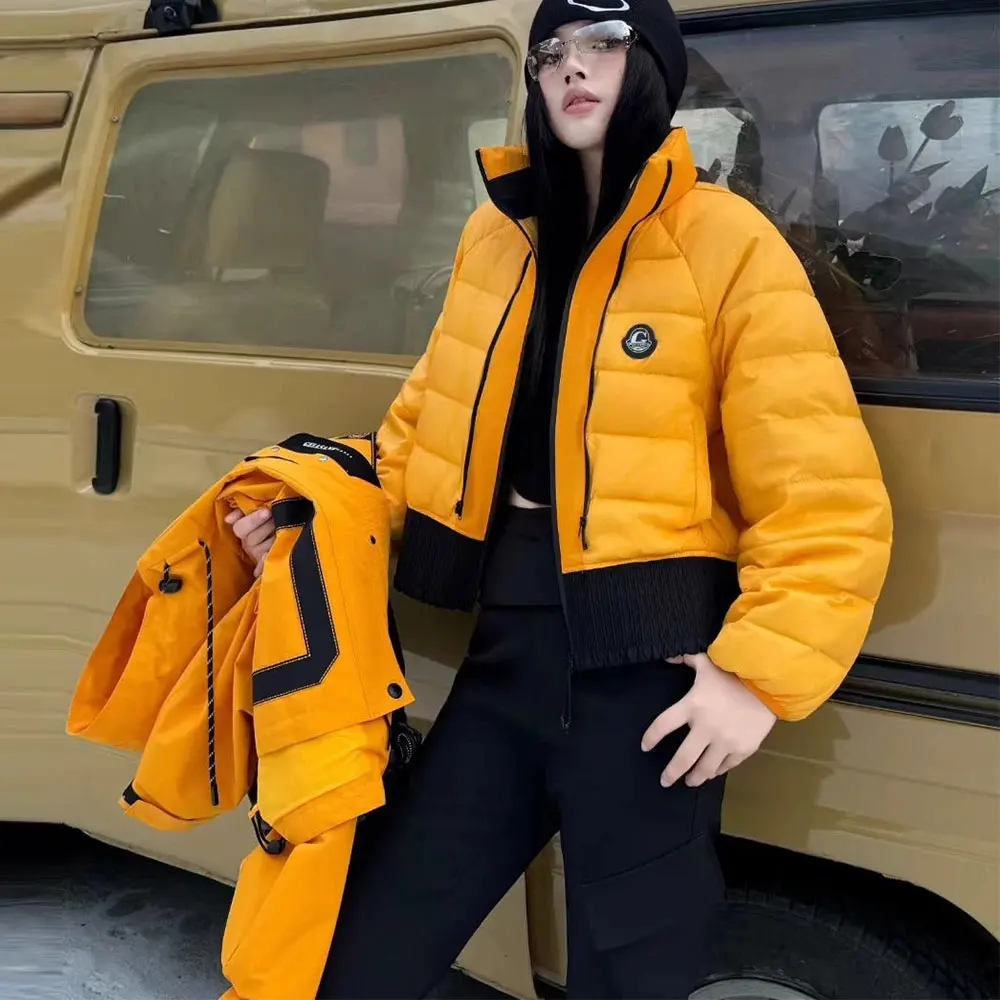 2025年冬 ダックダウンコート レディース ショート丈 フード付きパーカー ハケット 取り外し可能なインナー付き ツーピース アウターウェア