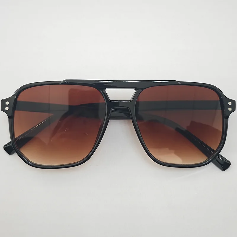 Dames Heren Vierkante zonnebril Retro Polygoon Zonnebril Vrouwelijke Zwarte Vintage Mode Dames Zonnebril Dubbele Beam Bril