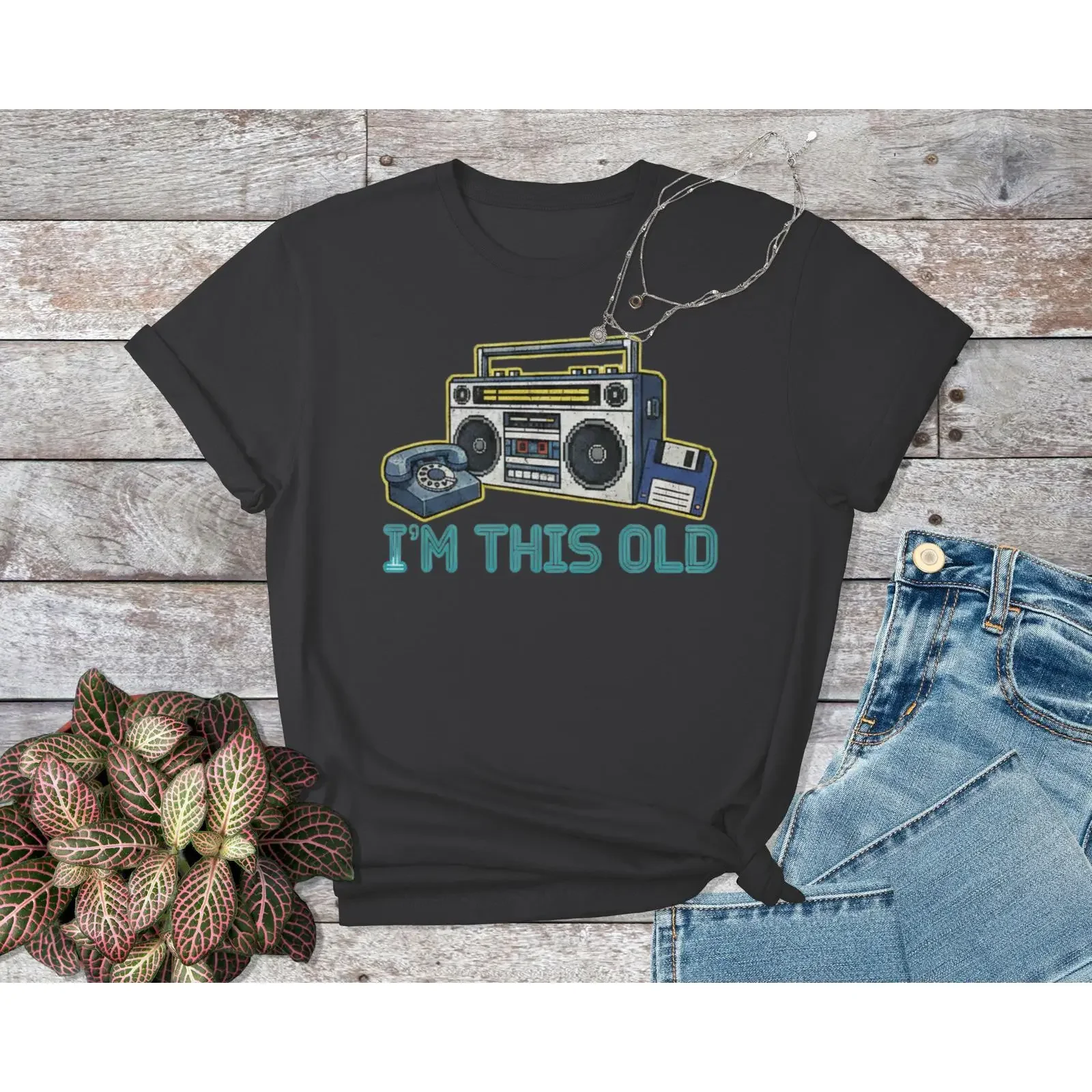 Retro T Shirt 80s Nostalgia Boombox Design Vintage Inspired Cotton Funny Old School Style Sizes vintage Washed Stylish graphic