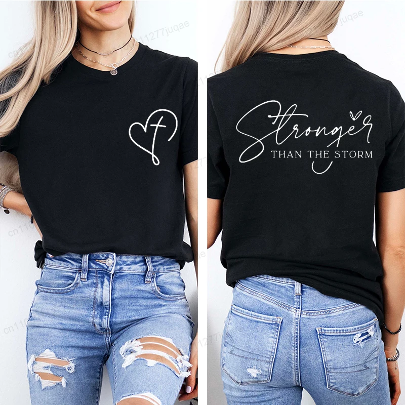

Футболка с короткими рукавами с принтом Stronger Than The Storm, повседневный топ с круглым вырезом на лето и весну, женские футболки, топы, одежда