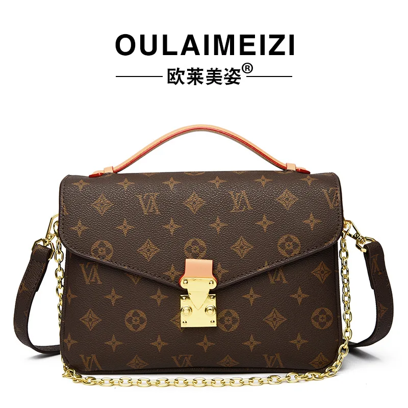 

High-end light luxury presbyopia retro, portable women's small square bag 2026 new one-shoulder messenger women's bag