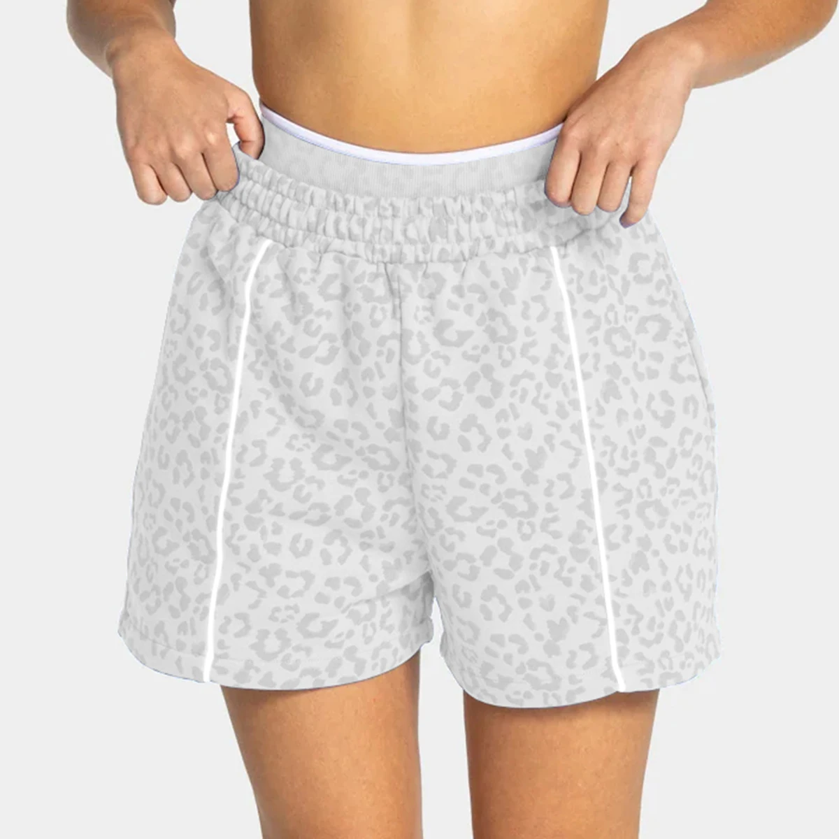 Women's Leopard Print Yoga Shorts High Waist Fitness Running Pants Gym Workout Athletic Biker Shorts Summer Sportswear