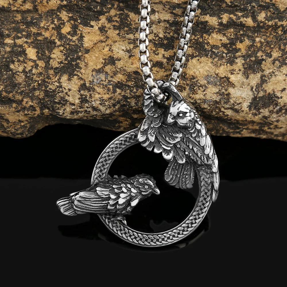 100pcs/lot stainless steel circular ring crow pendant for men's retro trend titanium steel necklace, personalized and