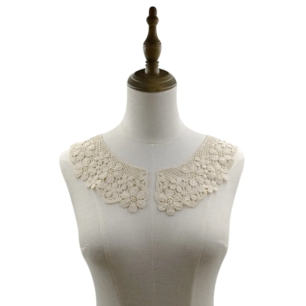 

Detachable Embroidered Collar Flower Hollow Lace Fabric Fake Shirt Collar High Quality Milk Silk Women Lace Neckline