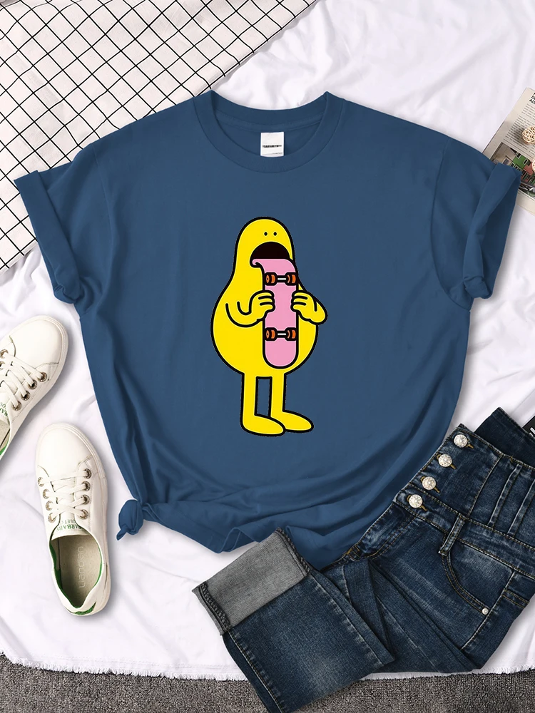 Cartoon Man Spitting Skateboard Tshirt Women Casual Breathable T Shirt Harajuku Summer Clothes Casual O-Neck T Shirts Female