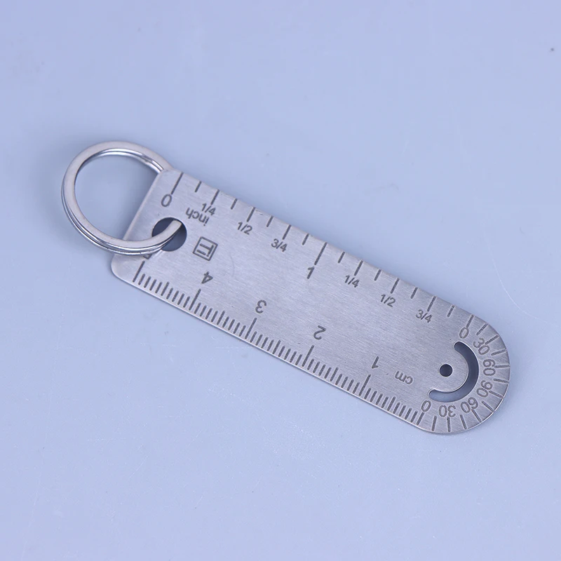 Chaveiro de régua de titânio em miniatura de fácil transporte; Companheiro ideal ao ar livre
