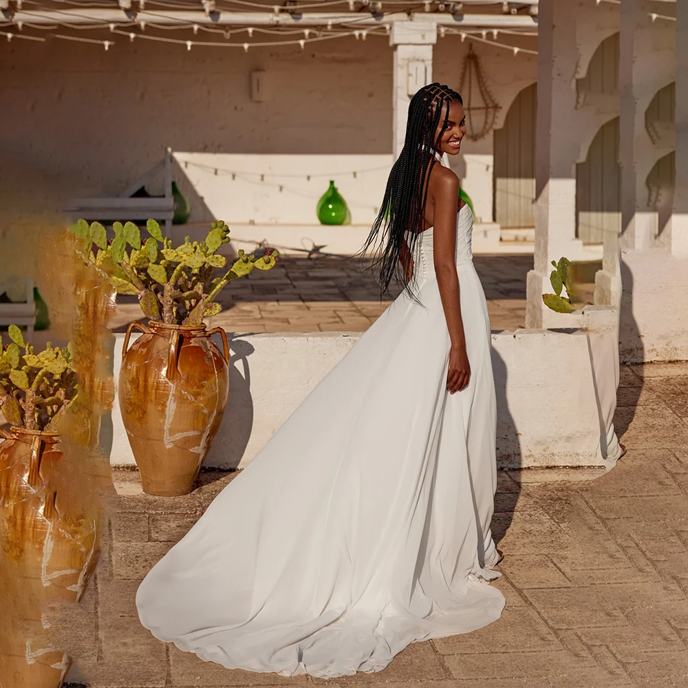 ชุดแต่งงาน ZIBUYU แบบสั่งตัด ดีไซน์หรูหรา โรแมนติก คอ halter คอลึกแบบวี แขนกุด ดีไซน์จับจีบ ช่วงหลังเปลือย ทรงเอไลน์