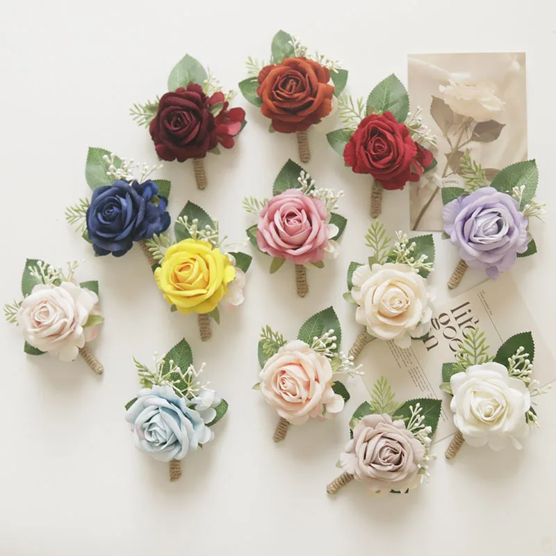 โบฮีเมียนประดิษฐ์ Rose Boutonnieres พร้อม Greenery Accents เหมาะสําหรับเจ้าบ่าวเจ้าบ่าวงานแต่งงาน Decor พรหมครบรอบทุกวัน