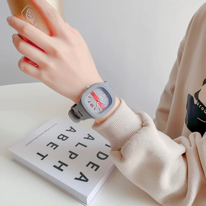 Ulzzang-Relojes de pulsera de cuarzo cuadrados para mujer, cronógrafo deportivo Simple, nuevo, envío directo