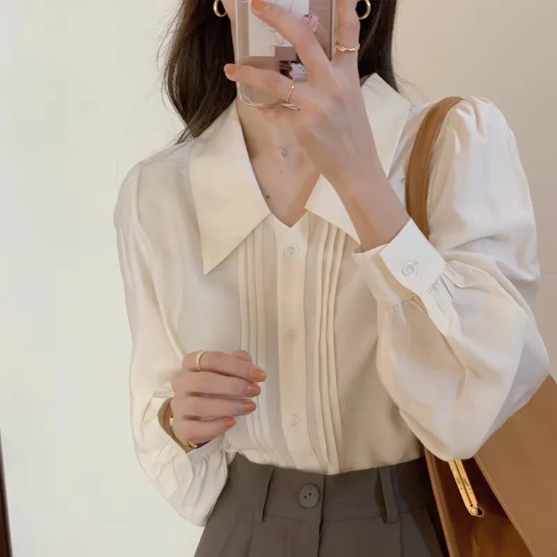 French Style Collar with a Drooping White Shirt for Women with a Niche and Loose Fit Exuding a Retro Style with Bubble Sleeves