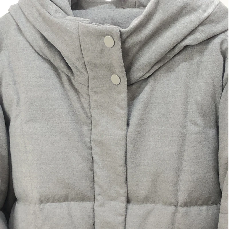 여성을 위한 가을, 겨울 새로운 스타일 실크 캐시미어 후드 다운 재킷, 패셔너블하고 다재다능하며 따뜻하고 편안합니다.