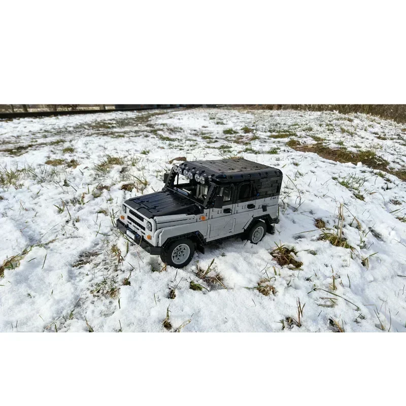 MOC-75601 Elektryczny RC Jeep Montaż Łączenie Model klocków budowlanych • 2968 części Klocki dla dzieci Urodziny Niestandardowa zabawka Prezent