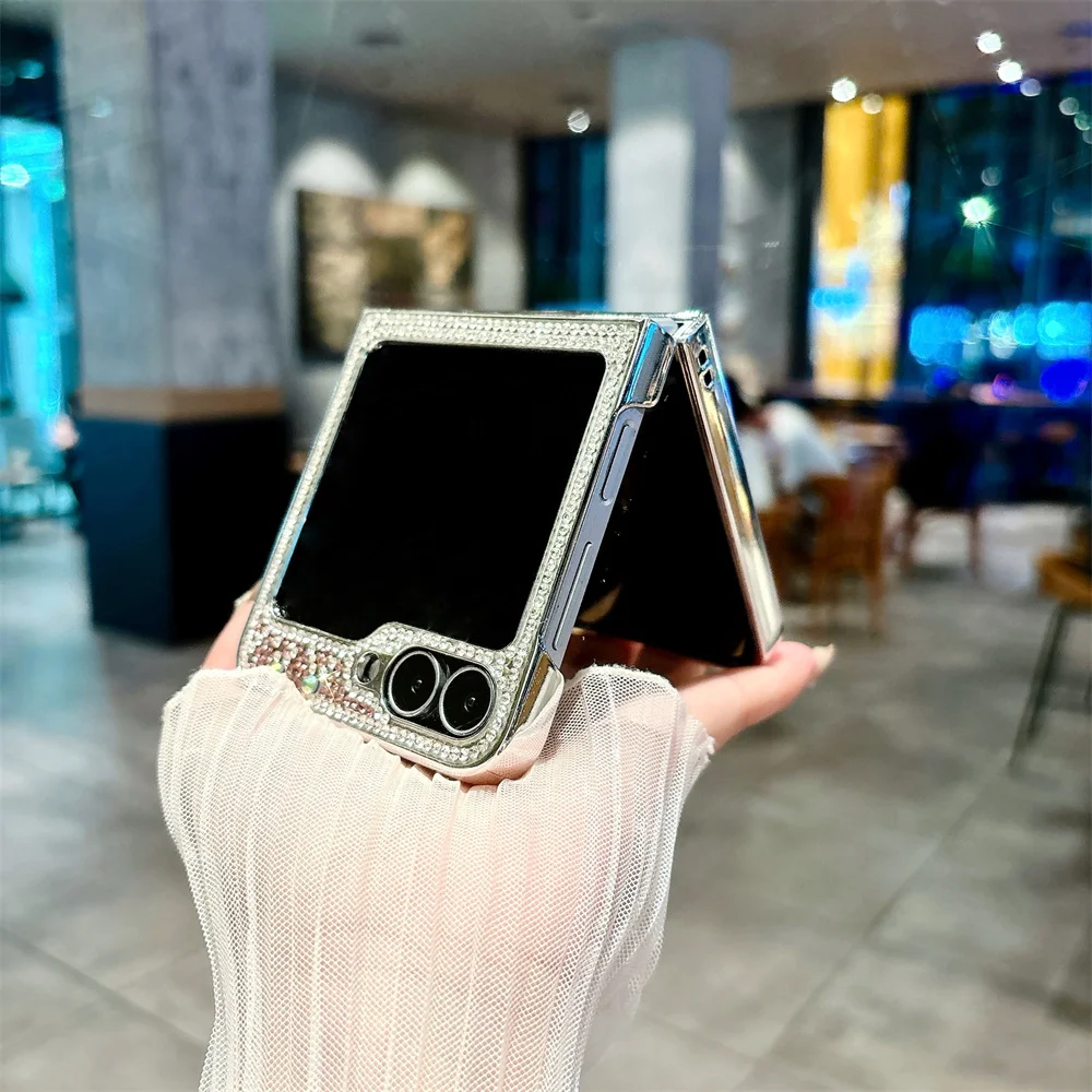 Luksusowe etui na telefon z brokatem i wzorem rombów z cyrkoniami do Samsung Galaxy Flip 7/6/5/4, posrebrzane etui Funda Galaxy Flip 6 — zdjęcie produktu 2