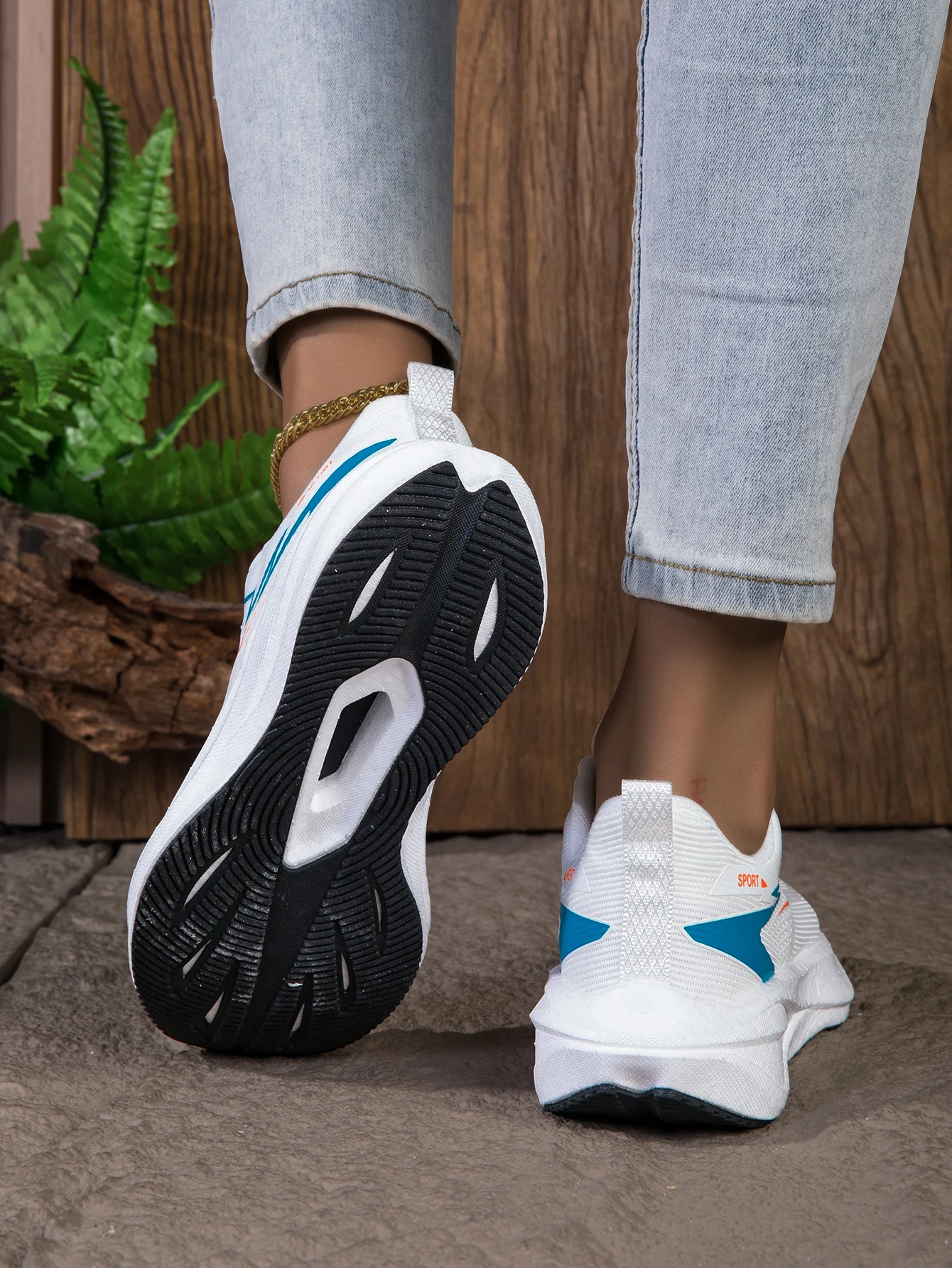 Atmungsaktive Mesh-Laufschuhe für Damen, leichte, gepolsterte, keilförmige, dicksohlige Freizeitlaufschuhe, rutschfeste Gummisohle, Walking-Trainingsschuhe, trendiges Weiß-Blau-Farbschema, Alltagsschuhe für Jogging und – Detail 8