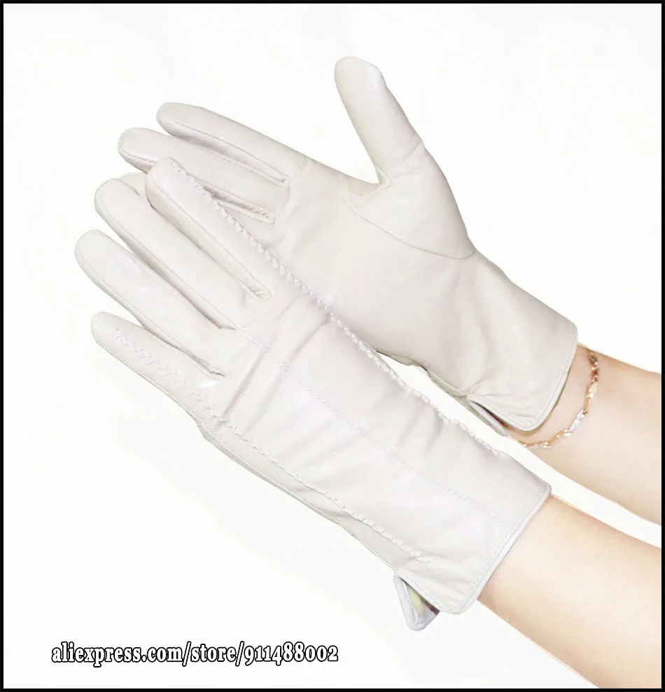Leather gloves women's sheepskin flannel lining winter warmth high-grade black touch screen color leather gloves driving new