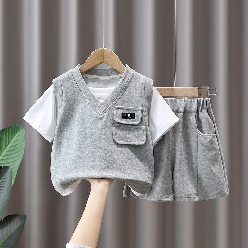 

Boy's summer suit baby casual two-piece set summer new children cool cool foreign style short sleeve boy tide