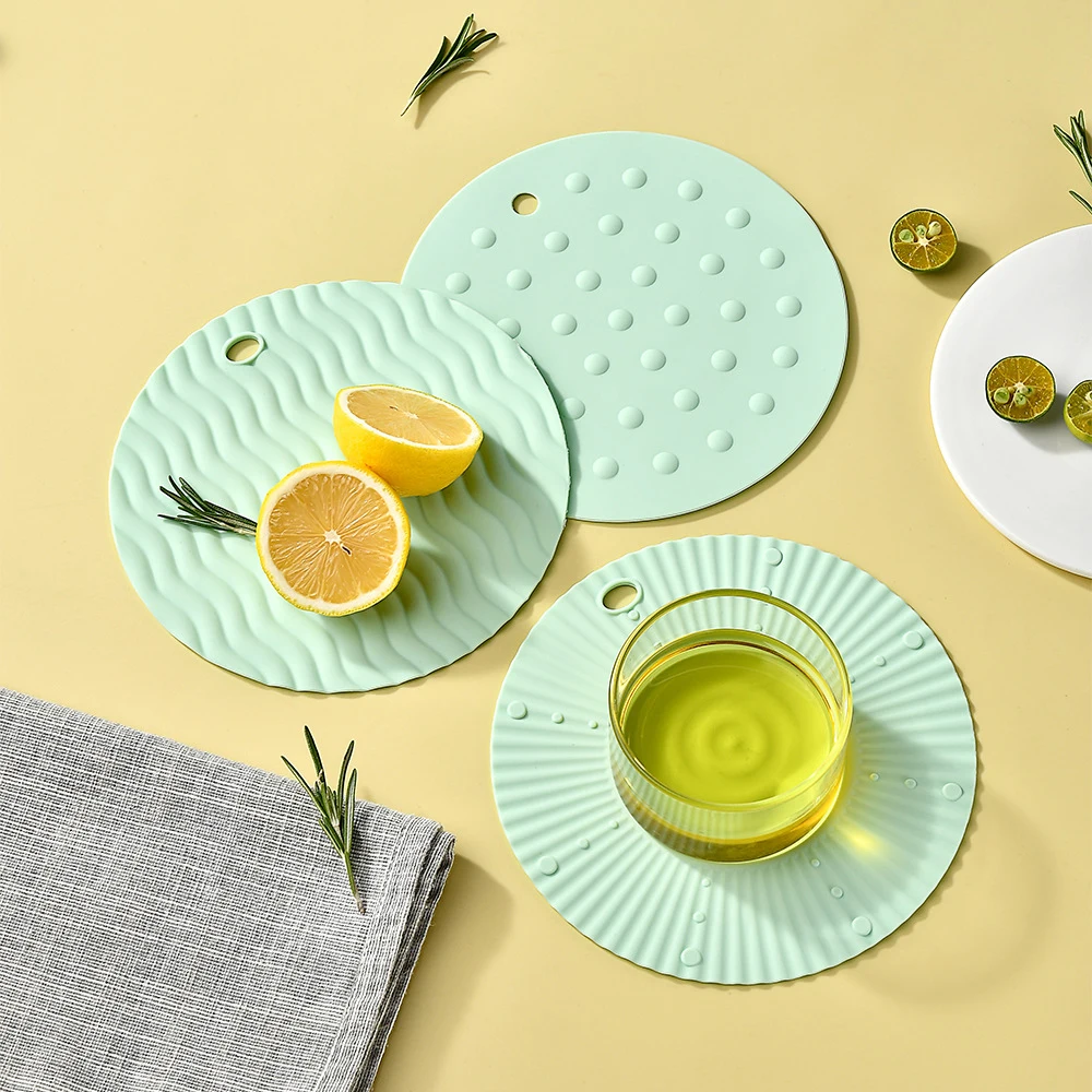 

3 шт. круглый термостойкий силиконовый коврик, подставки для чашек для напитков, изоляционный нескользящий держатель для кастрюль, подставка для столовых приборов, кухонные аксессуары