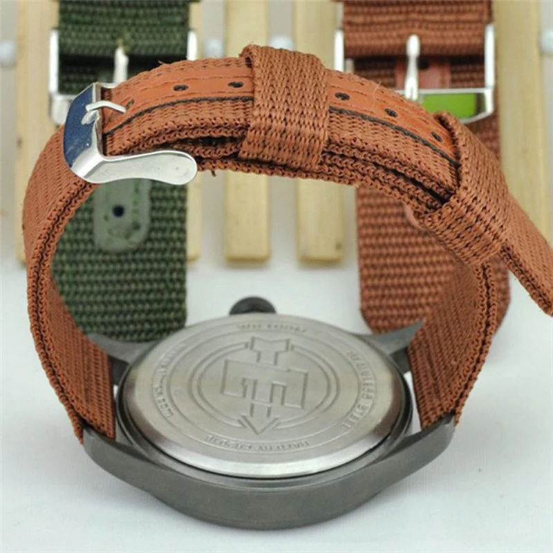 UTHAI Nylon Straps 18mm 20mm 22mm 24mm Sports Waterproof Nylon Watch Band  Thickened Nylon Canvas Watch Strap Wristband Z114