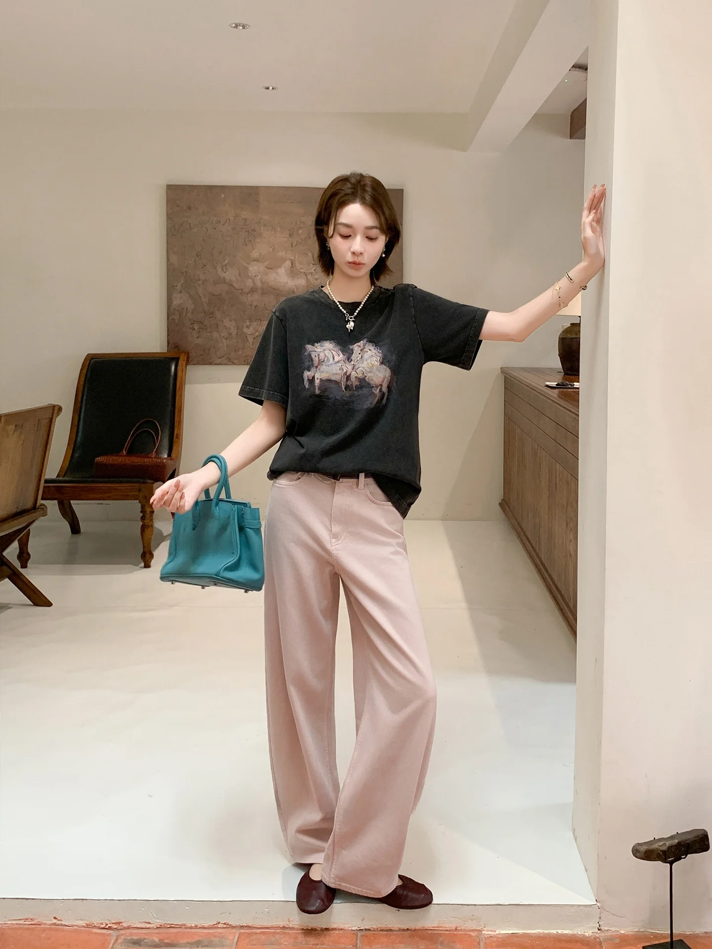 

Elegant High Waist Slimming Denim Jeans Women's Spring Summer Lightweight Organic Cotton Eco-Friendly Straight Leg Jeans