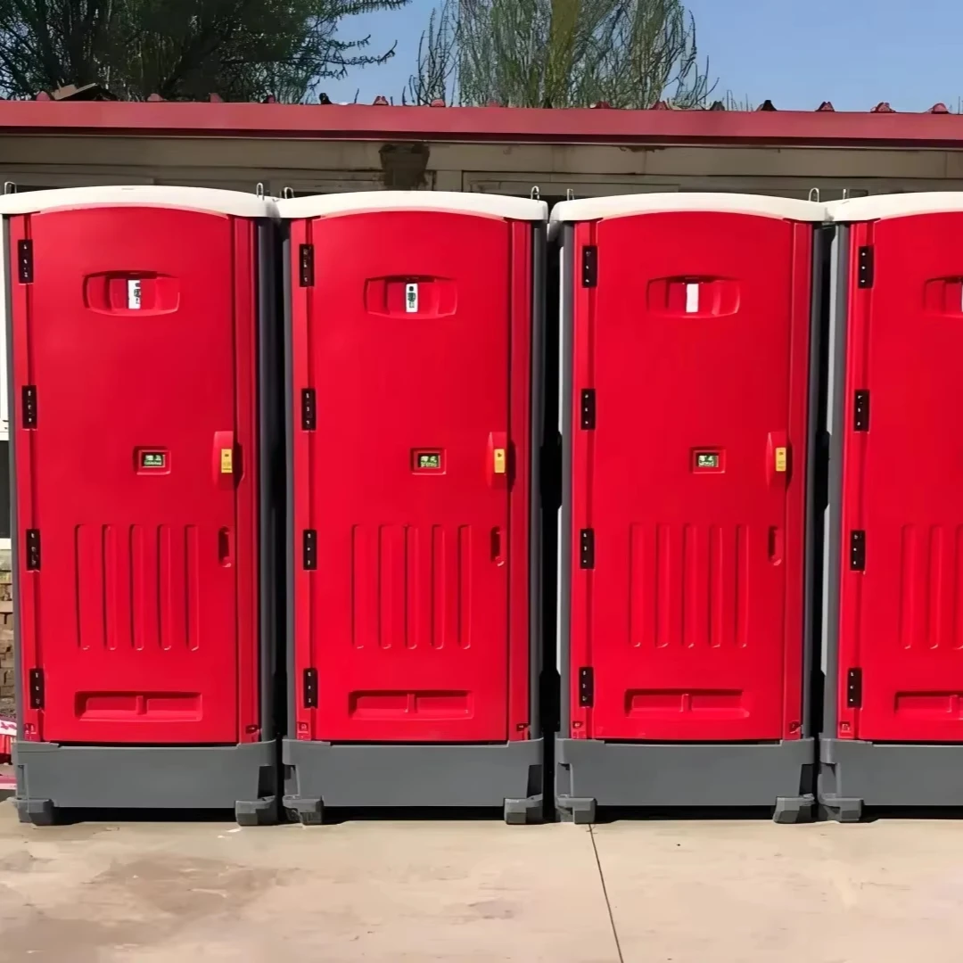 Trailer Mounted Toilet Complete Circulation Flush Equipment Shock Absorbing Waterproof Anti-corrosion Outdoor Sanitary Trailer