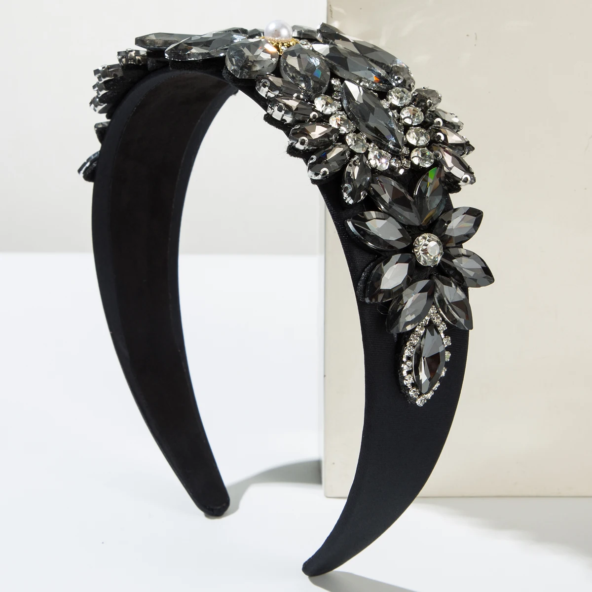New Flower Headband For Women Baroque Style With Glass Diamonds Retro Wide Edge Headband Cross-border Hair Accessories Wholesale