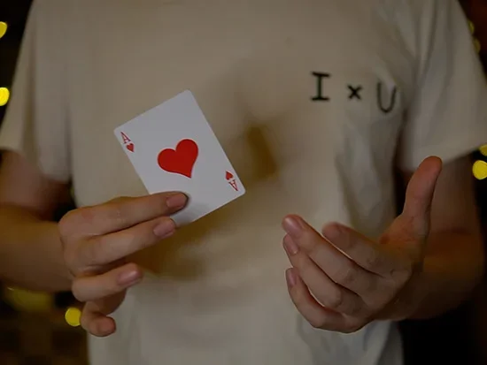 Badge of Heart 2.0 by Hyde Ren Magic Tricks Playing Card Heart Change Magician Close Up Street Illusions Gimmicks Mentalism